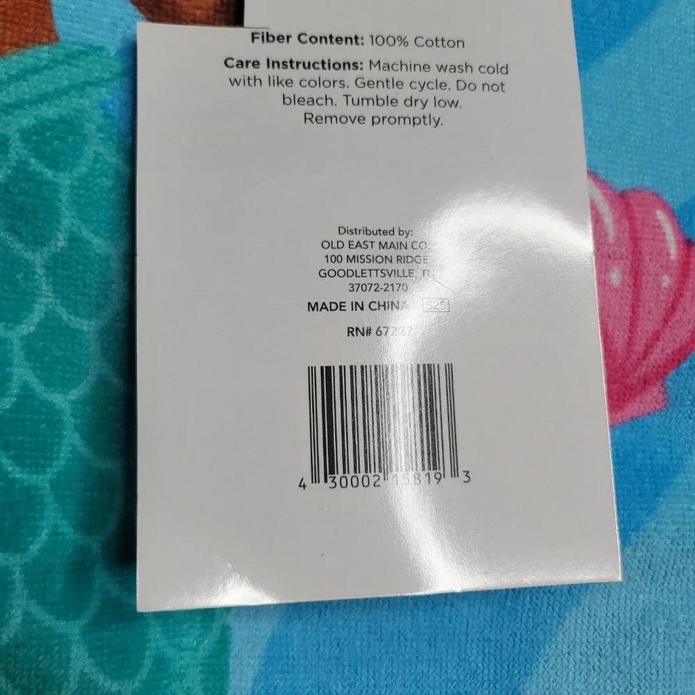 Mermaid Beach Towel Swim Pool  28 x 58 Inches New w Tags